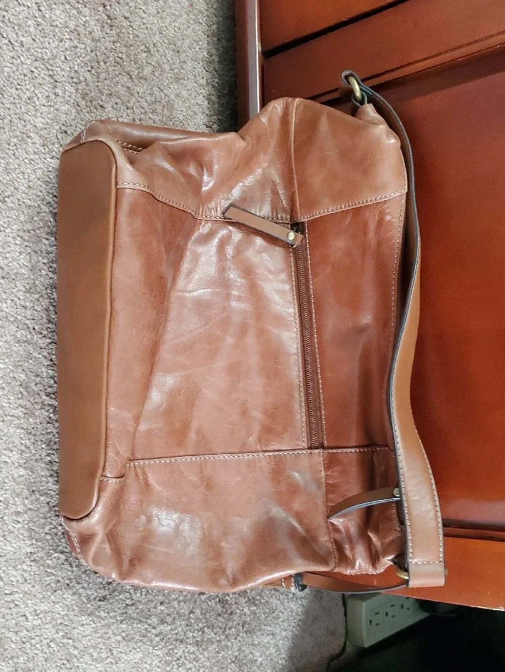 LIKE NEW!! Tignanello Cognac Brown Leather Messenger Bag with Tassel
